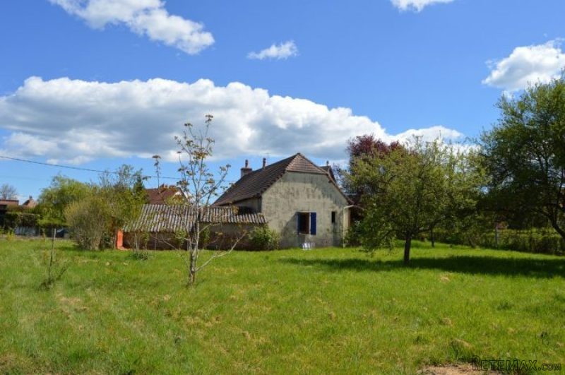 3 Bedrooms - House - Bourgogne - For..