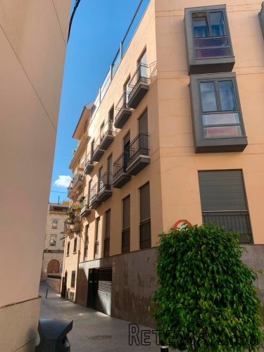 Edificio de reciente construcción en excelente estado y..