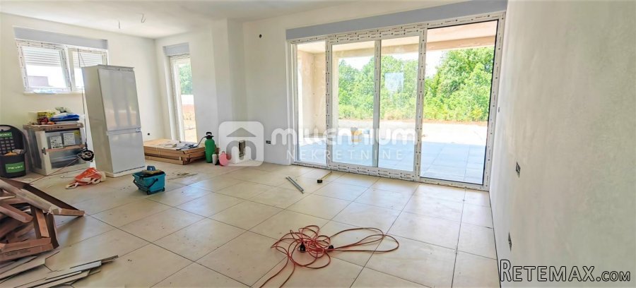 Istra, Labin, samostojeća prizemnica s bazenom, 83.20m2 - 2