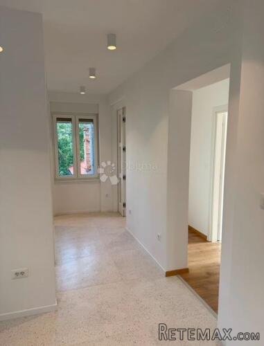Vojak-97m2,3skl,kompletno adaptiran ,balkon, - 2