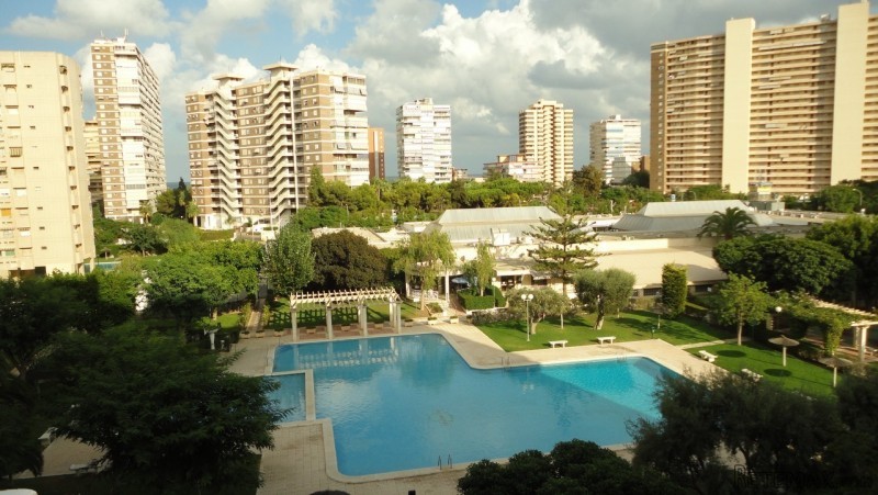 3 bedroom, 2 bathroom Apartment, (build..