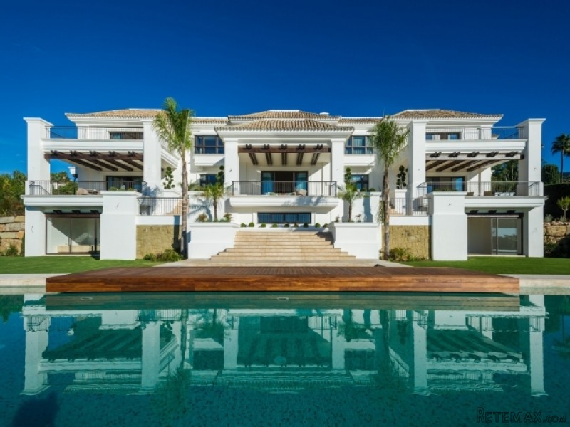 7 Bedroom Villa For Sale Situated In..