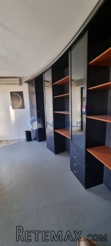 Zagreb, Hanuševa ulica, poslovni prostor sa izlogom 39 m2