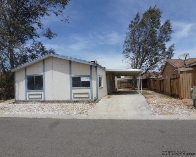 24950 Paseo Robles Barstow, CA, 92311..