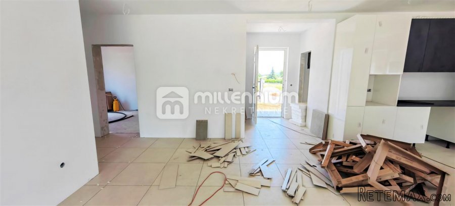 Istra, Labin, samostojeća prizemnica s bazenom, 83.20m2 - 9