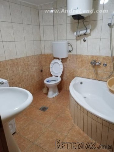 Prodaje se kuca - 2