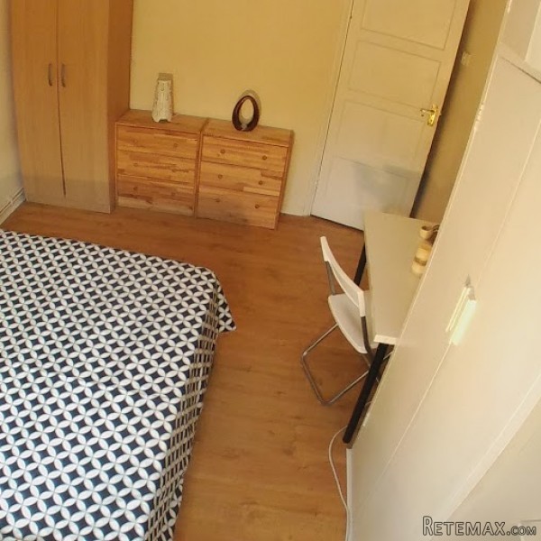 Nice Double Bedroom Located In Oval!!! - 2