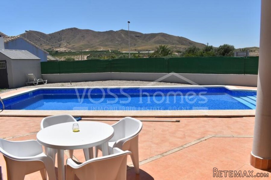 NEW & EXCLUSIVE TO VOSS HOMES - A larger than average, very.. - 4