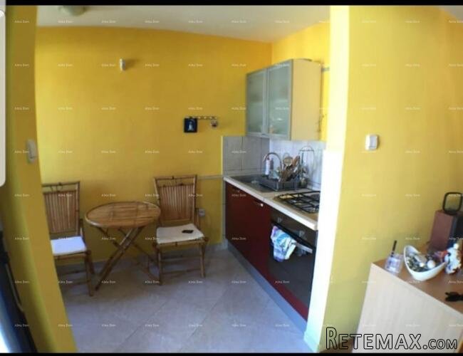 PRODAJE SE APARTMAN 38 m2 NOVIGRAD - 4