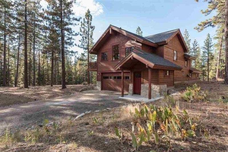 2 bedroom Residence For Sale: Truckee..