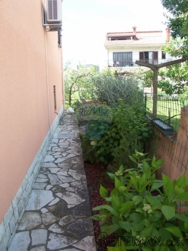 Istra, Fažana- Samostojeća kuća sa dvorištem, 600m od mora - 5