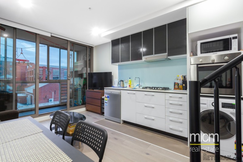 Use as a two bedroom or one bedroom..