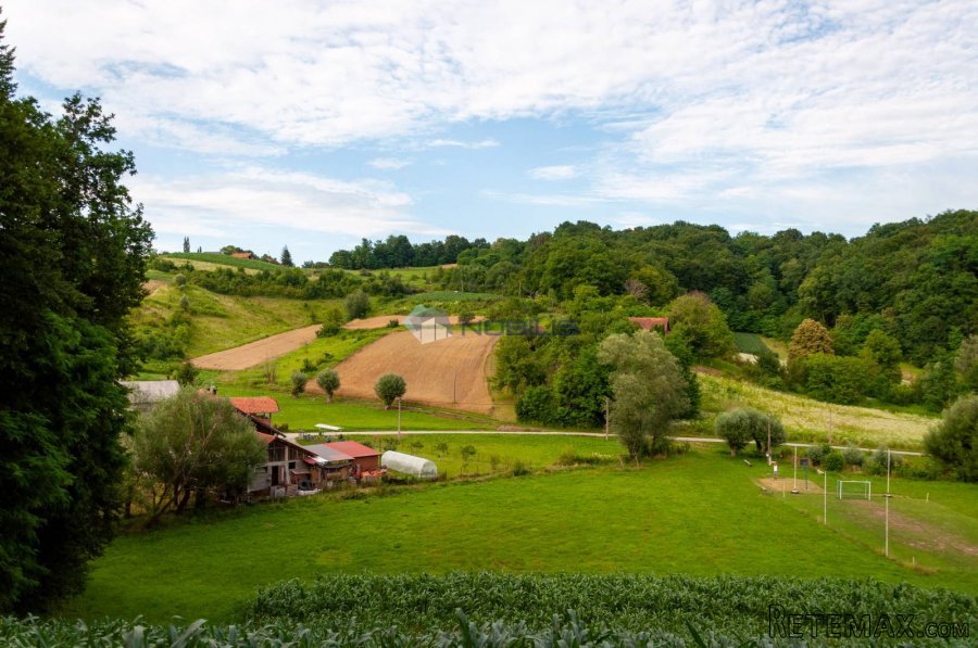 Zagorska sela, 33.000m2