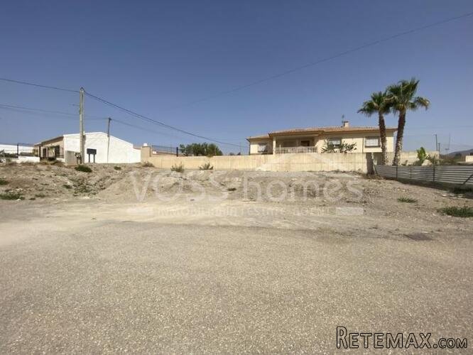 NEW & EXCLUSIVE TO VOSS HOMES - Urban building plot of..