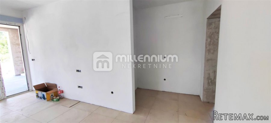 Istra, Labin, samostojeća prizemnica s bazenom, 83.20m2 - 8