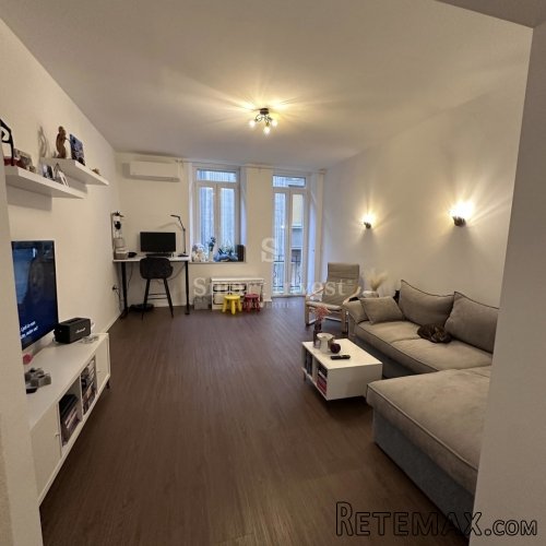 RIJEKA - CENTAR, renoviran stan 1S+DB s dva balkona! - 2