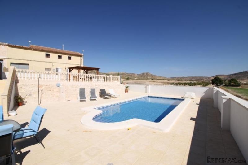Terrific in Torre Del Rico, modern 3..