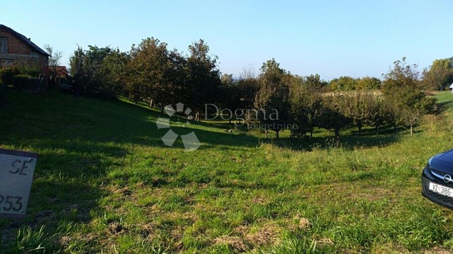 ZEMLJIŠTE U GRAĐEVISNKOJ ZONI NA VARAŽDIN BREGU!!! - 3
