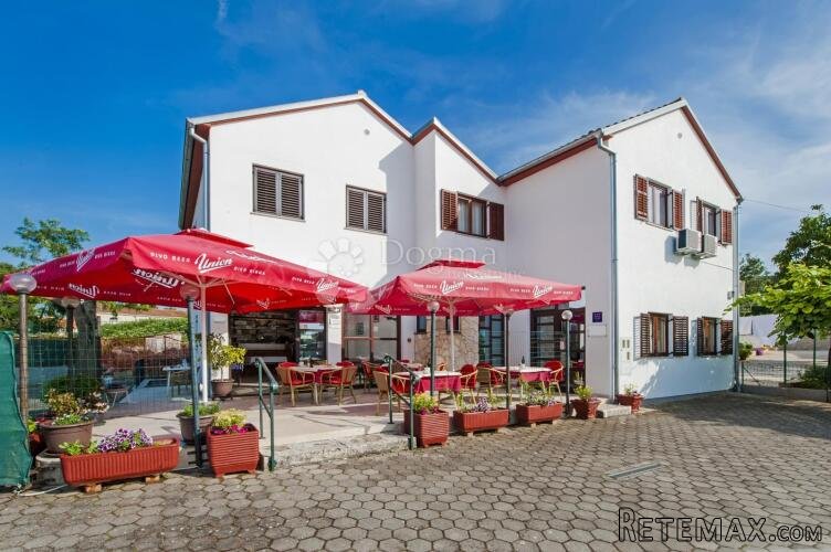 Ekskluzivna poslovno-stambena kuća 5 km od Rovinja – Rovinjs