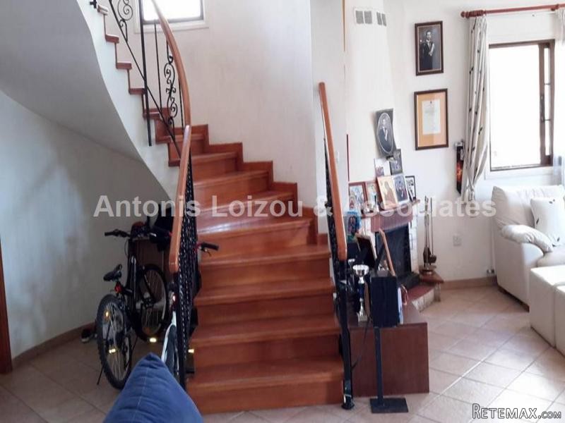 4 Bedroom semidetached house in.. - 2