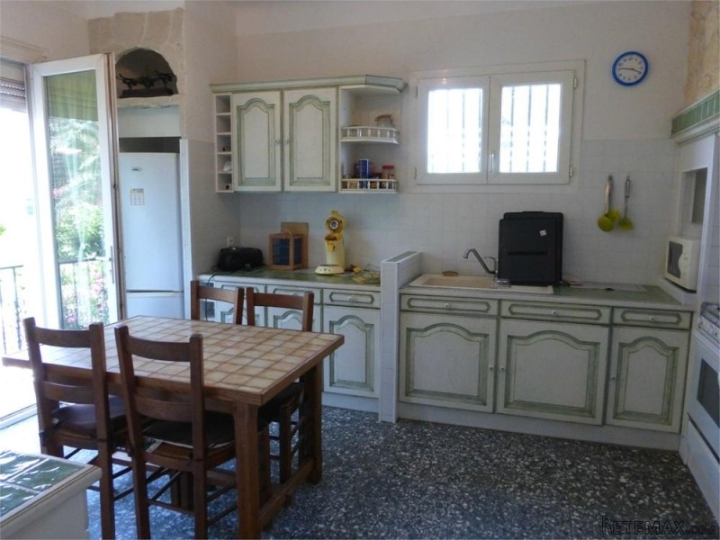 Lovely 4 Bed Villa Compramising 2.. - 2