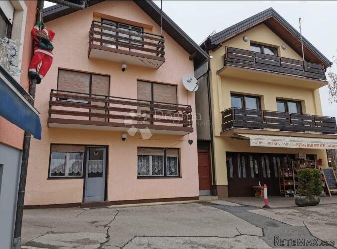 Kuća na trgu Marija Bistrica - 2