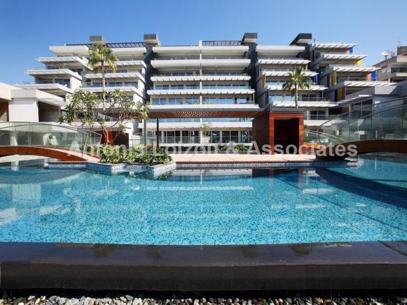 Three Bedroom Apartment On The Beach