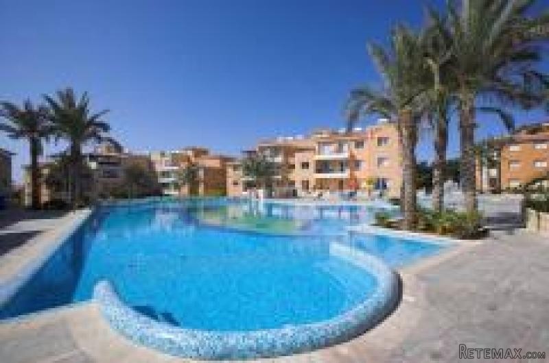 2 Bedroom Swimming Pool Complex..