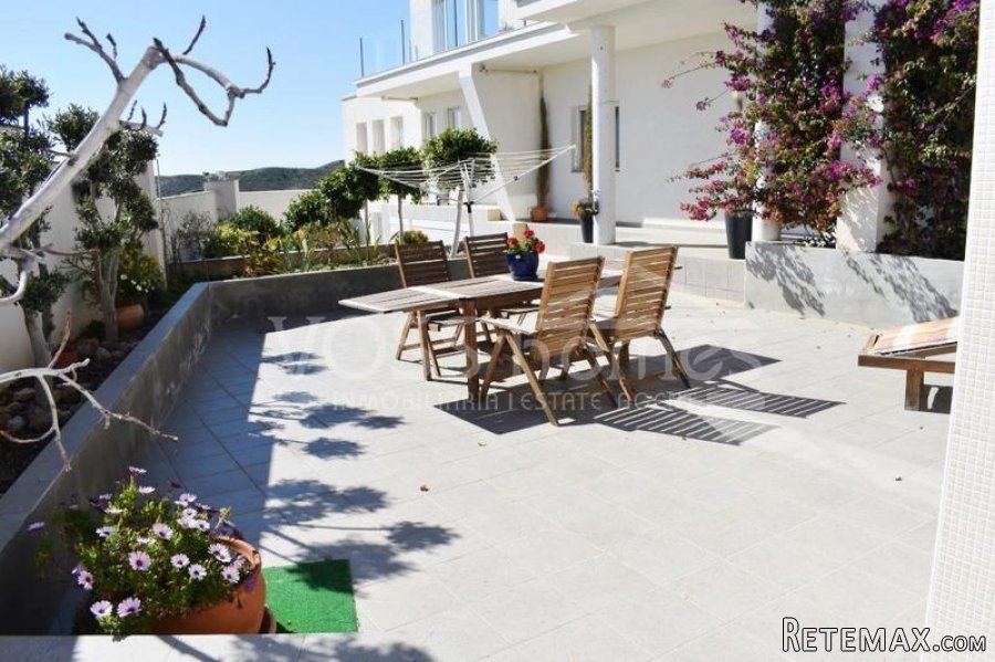 This is a stunning, unique, quality built WOW property with.. - 6