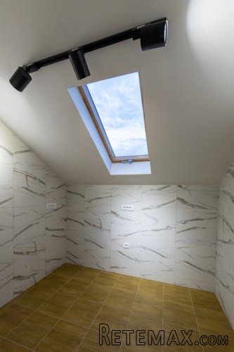 Kanarevo brdo-2,5-67m2-renoviran-vlasnik - 9