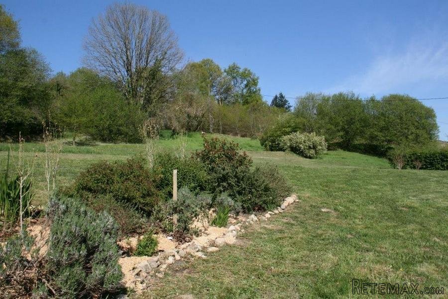 Nr Argentat (Corrèze) - Superb barn conversion set on one acre - 10