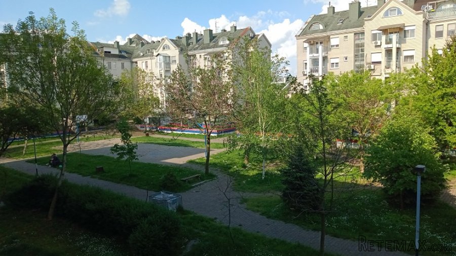 Beograd-Borca,Drinske divizije,64m2 uknjizen - 12