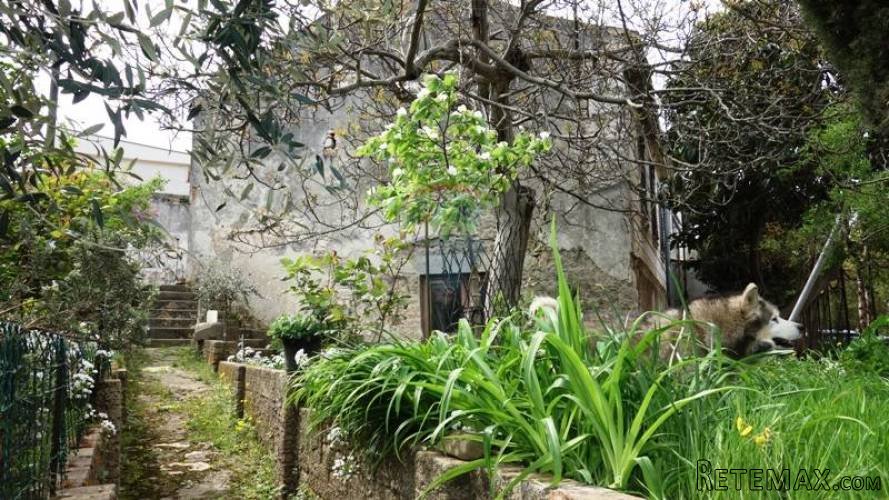 Pula, Stoja, kuća na odličnoj lokaciji za adaptaciju - 2