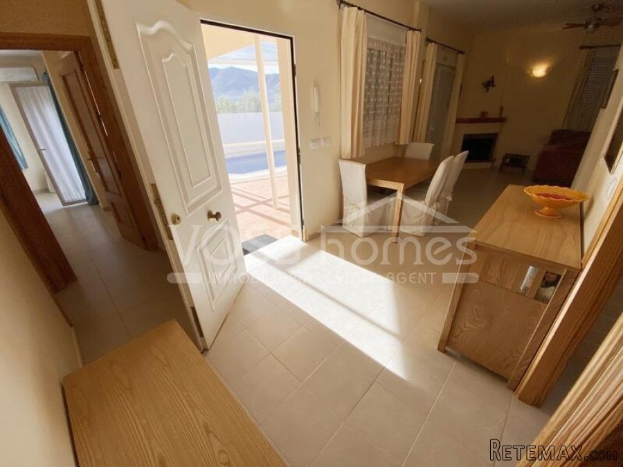 EXCLUSIVE TO VOSS HOMES - A very deceptively spacious 3.. - 13