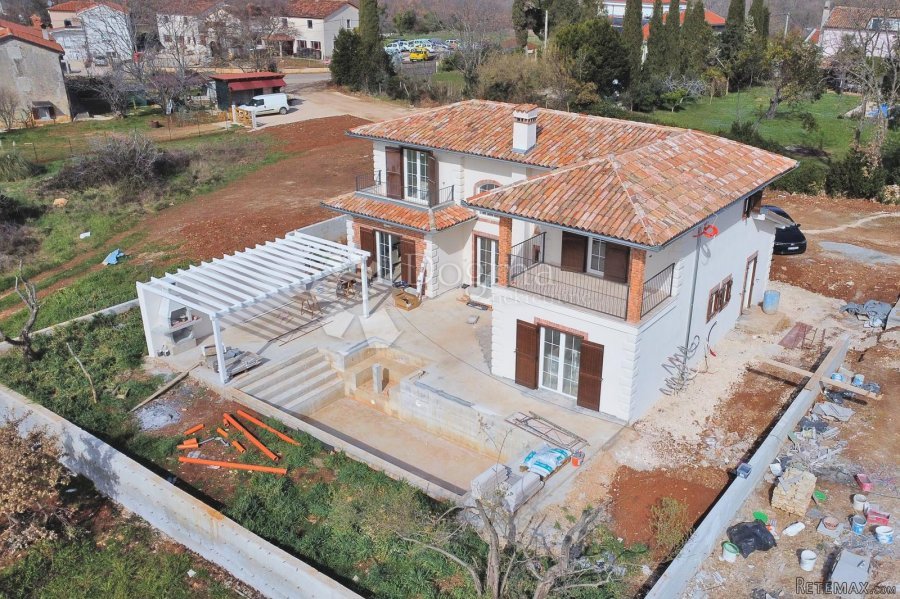 POREČ OKOLICA!! NOVO NA TRŽIŠTU!!! PREDIVNA KUĆA S BAZENOM! - 3