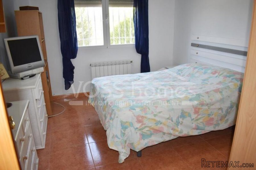 RESERVED - Large 250m2 detached 3 Bed 2 Bath Villa with a.. - 13
