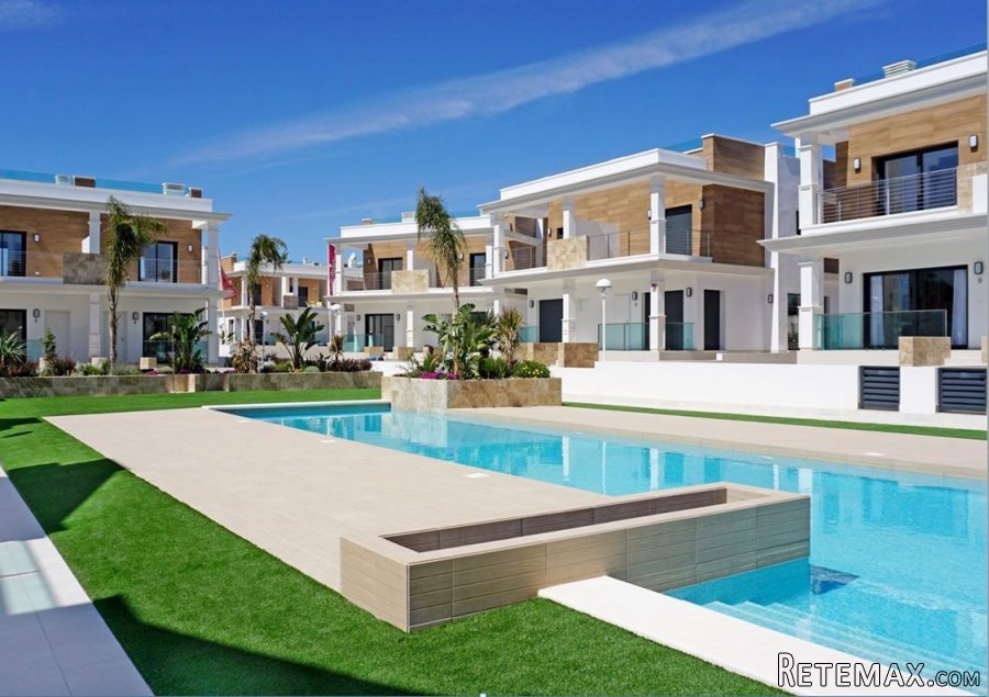 Beautiful townhouse in Ciudad Quesada. A gated community.. - 4