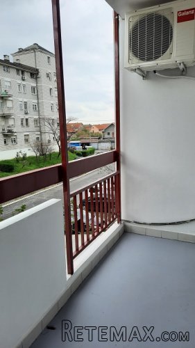 Beograd-Borca,Drinske divizije,64m2 uknjizen - 14