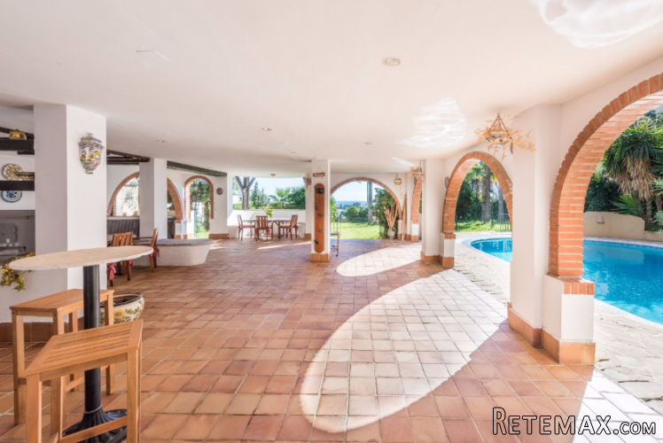 Exclusive detached villa with a plot of 1,360 m2, facing.. - 4