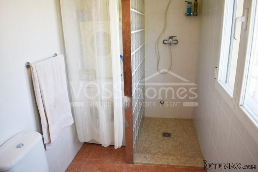 RESERVED - Large 250m2 detached 3 Bed 2 Bath Villa with a.. - 17