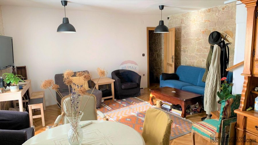 Rovinj,renovirana kuća-183m2- u centru s terasom - 7