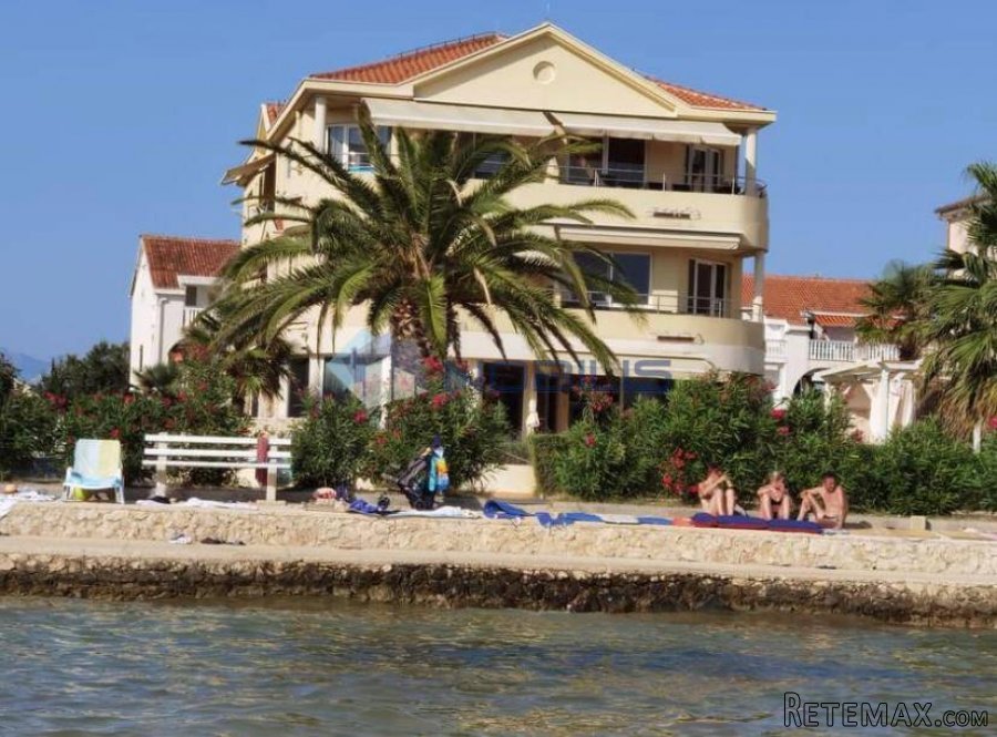 Zadar, Privlaka, stan- apartman 5m do mora, 216 m2