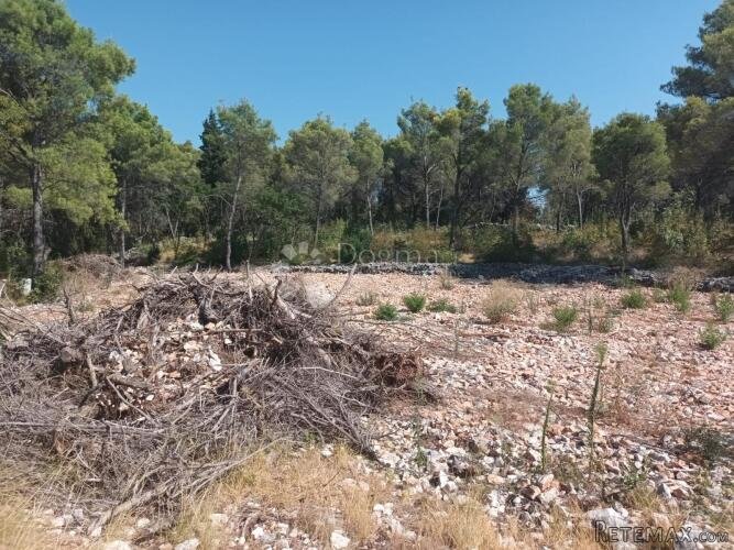 Atraktivno zemljište u Dubravi kod Šibenika - 2