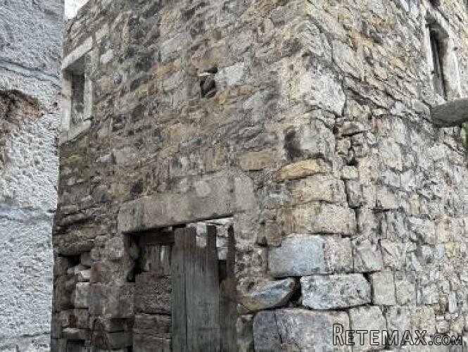 HITNA PRODAJA! KAMENA STARINA ZA OBNOVU, KAŠTEL SUĆURAC