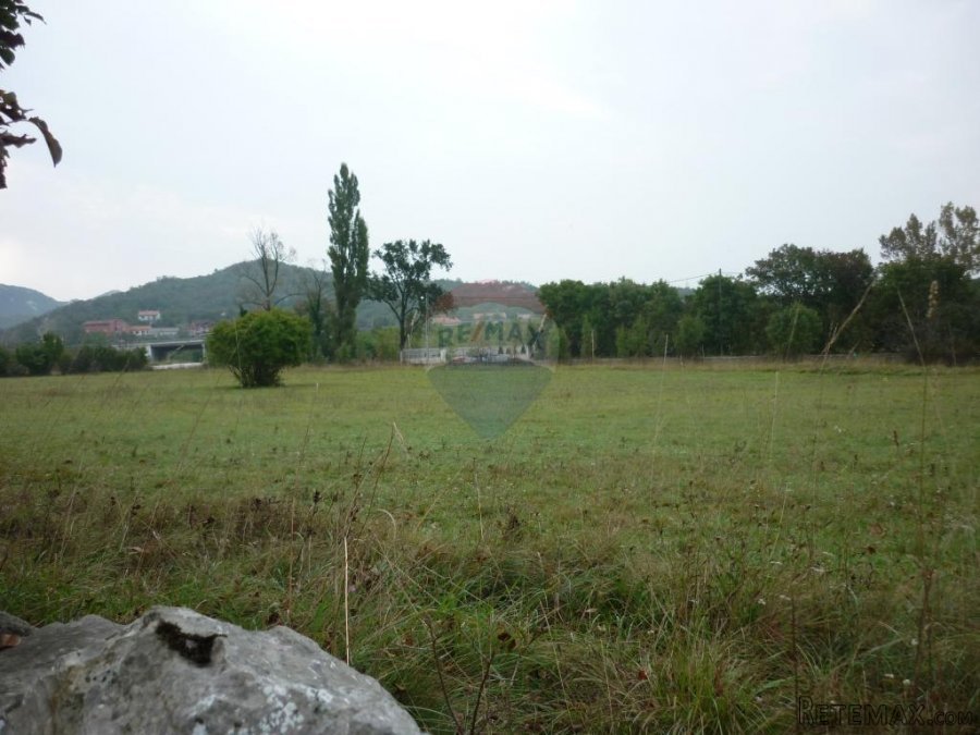 Teren za halu 8.600m2 - 4