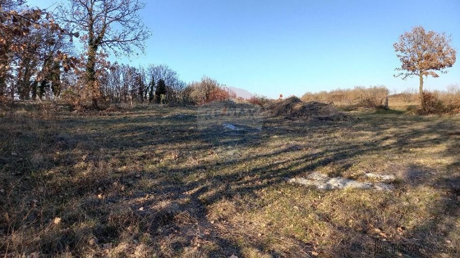 Istra, okolica Kanfanara, Mrgani, veliko zemljište uz rub na - 10