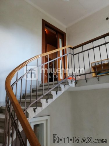 Rijeka, Kozala, 244.24m2, dvoetažni 5s+db s 5 balkona - 9