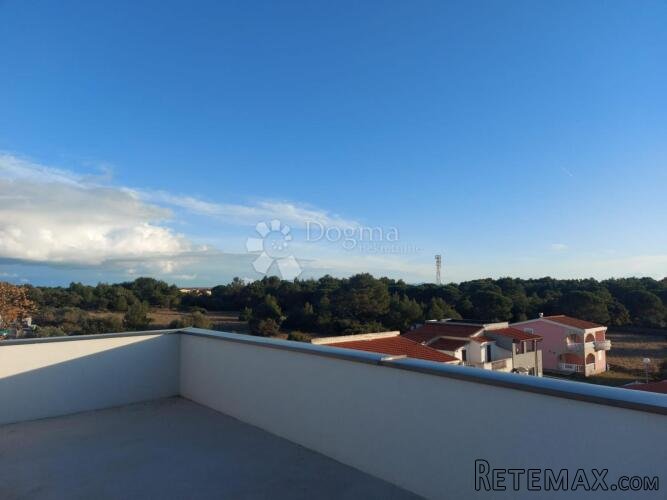 APARTMAN NA VIRU - 2