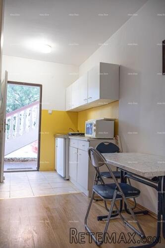 Prizemni apartman s lođom i bazenom. Medulin. - 3