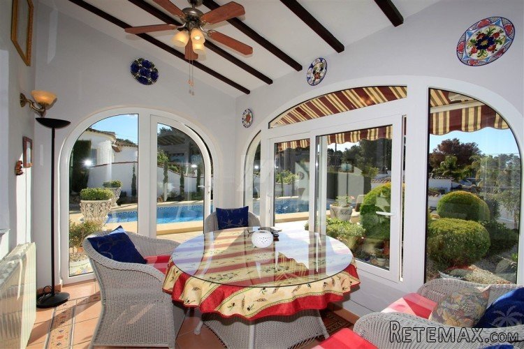 Sea view villa for sale in Moraira on a quiet street within.. - 5
